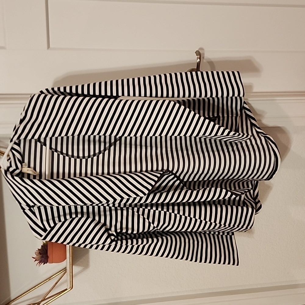 Black and white blazer jacket